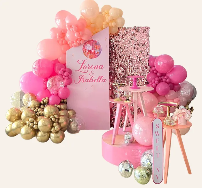 Mampara diagonal rosada con lentejuelas y globos