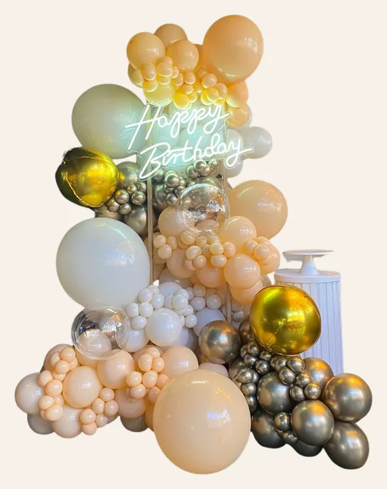 Set de cubo con letrero LED y globos